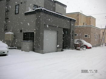 雪の自宅１ (1).JPG
